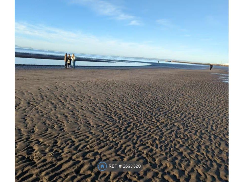 Property photo 1 of 3