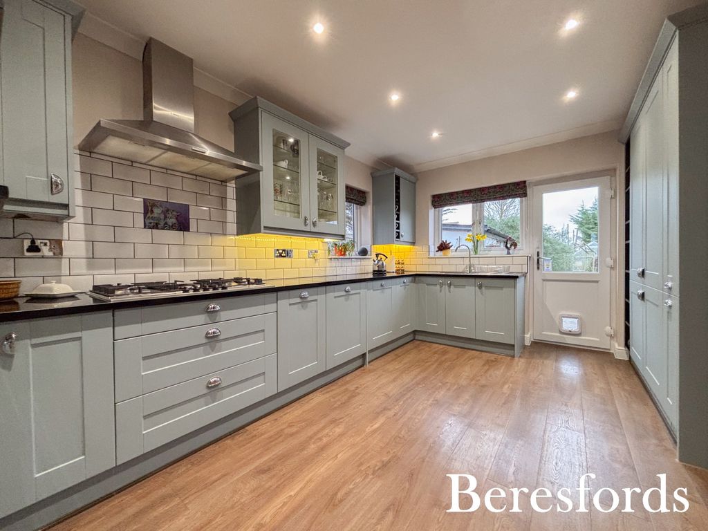 Property photo 2 of 14 Picture No. 08