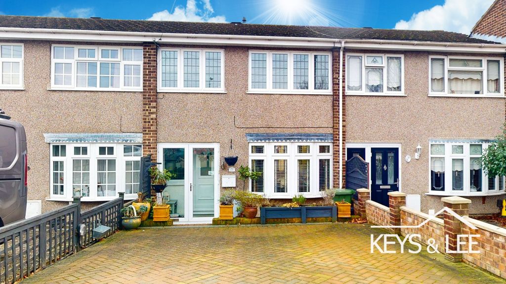 Property photo 1 of 17 4262031