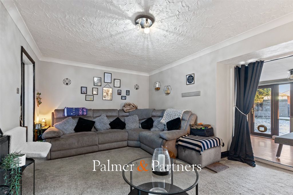 Property photo 2 of 20 Picture No. 05