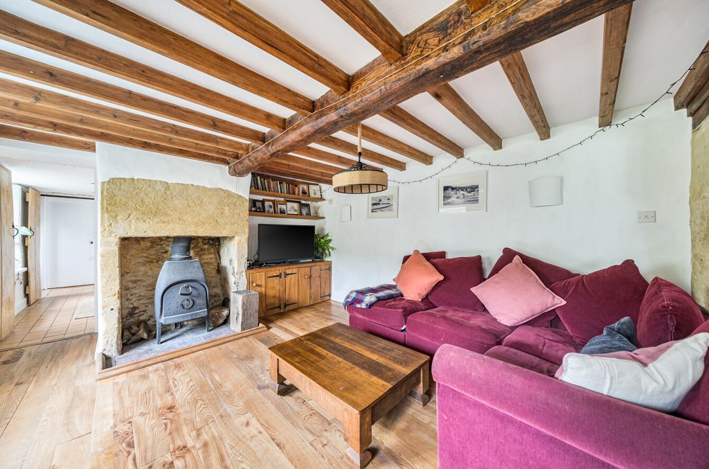 Property photo 2 of 17 1435431-19-69c6B0...