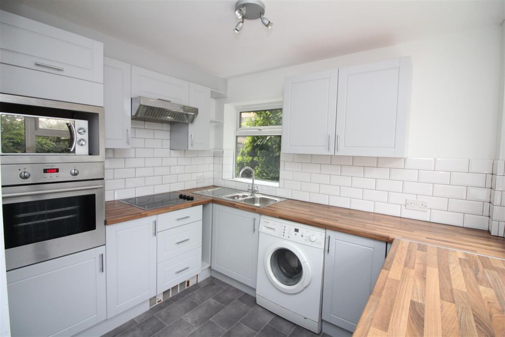 Property photo 3 of 7 17949291.Jpg
