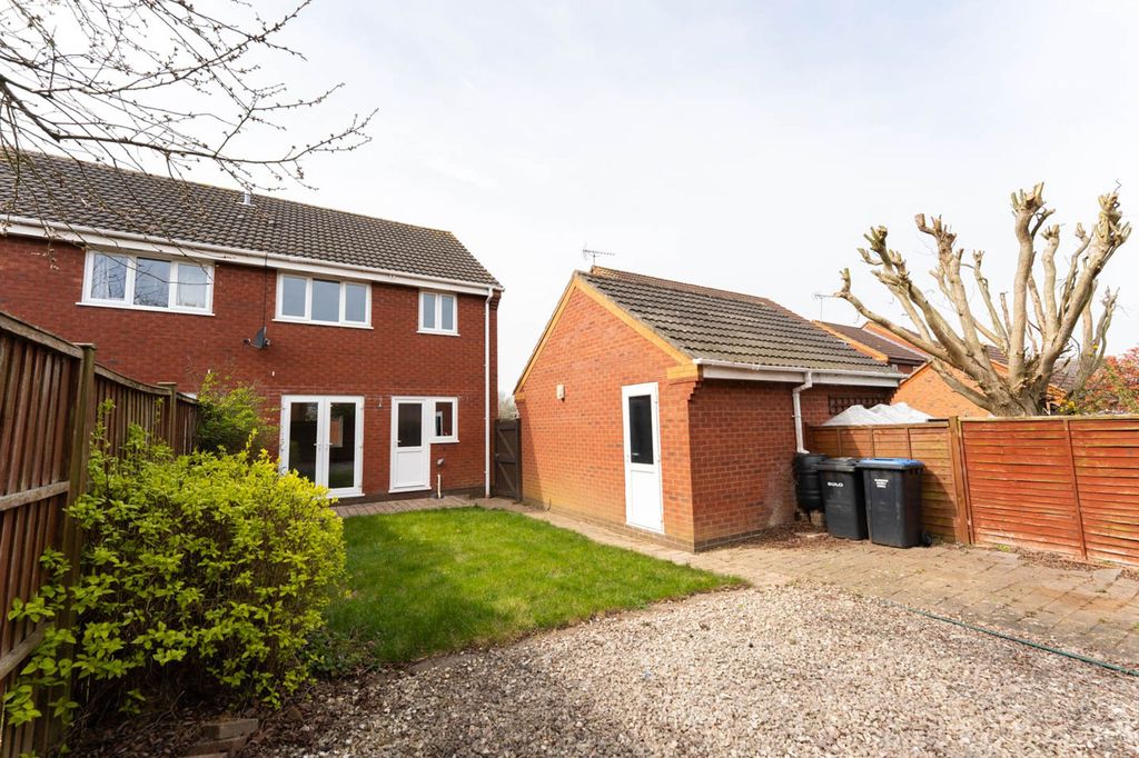 Property photo 2 of 19