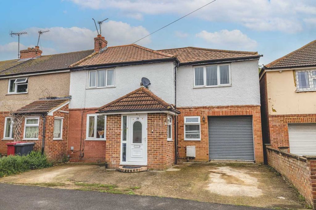 Property photo 1 of 18