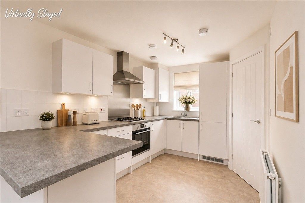Property photo 3 of 6 Vs Kitchen