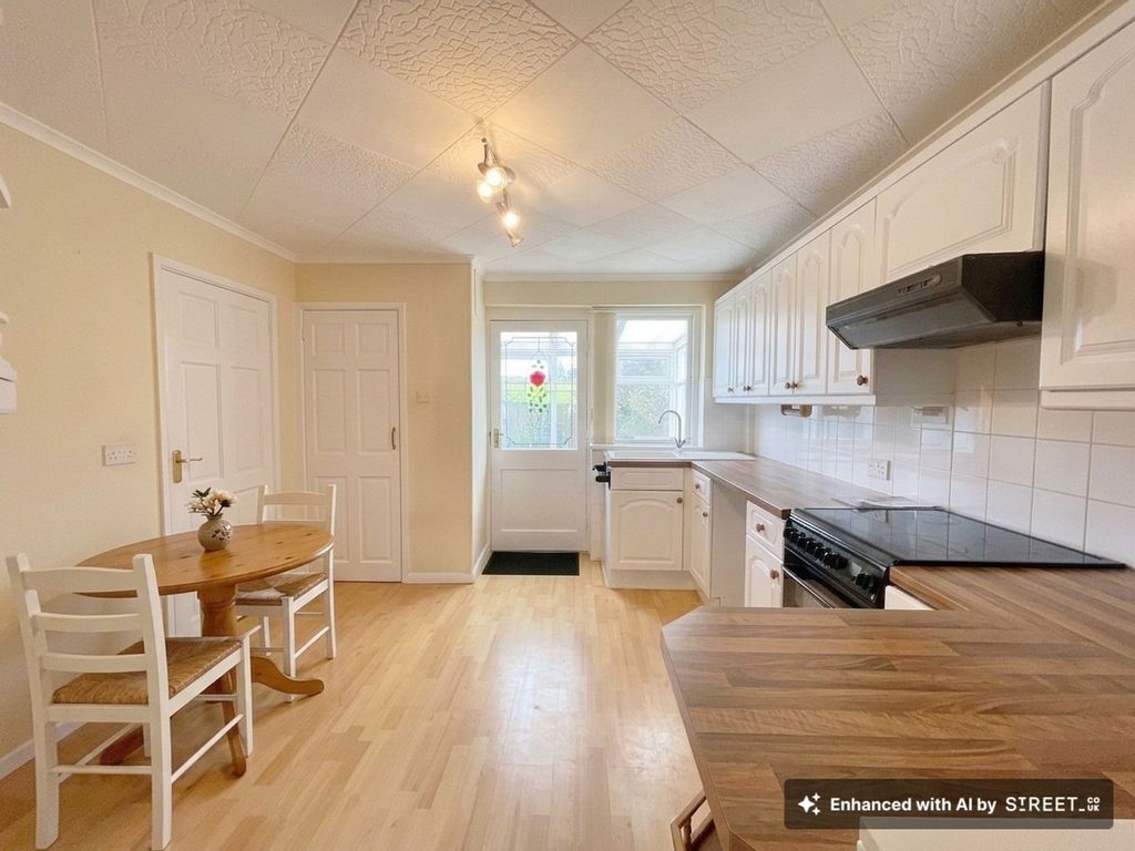 Property photo 3 of 26