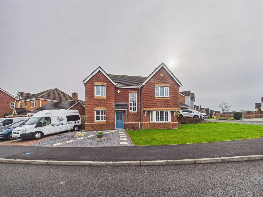 Property photo 1 of 33 Cam04045G0-Pr0064-Still044.Jpg