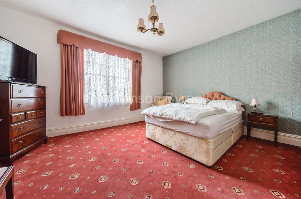 Additional image 7 of 5 bed detached house for saleWellington Road, Enfield EN1