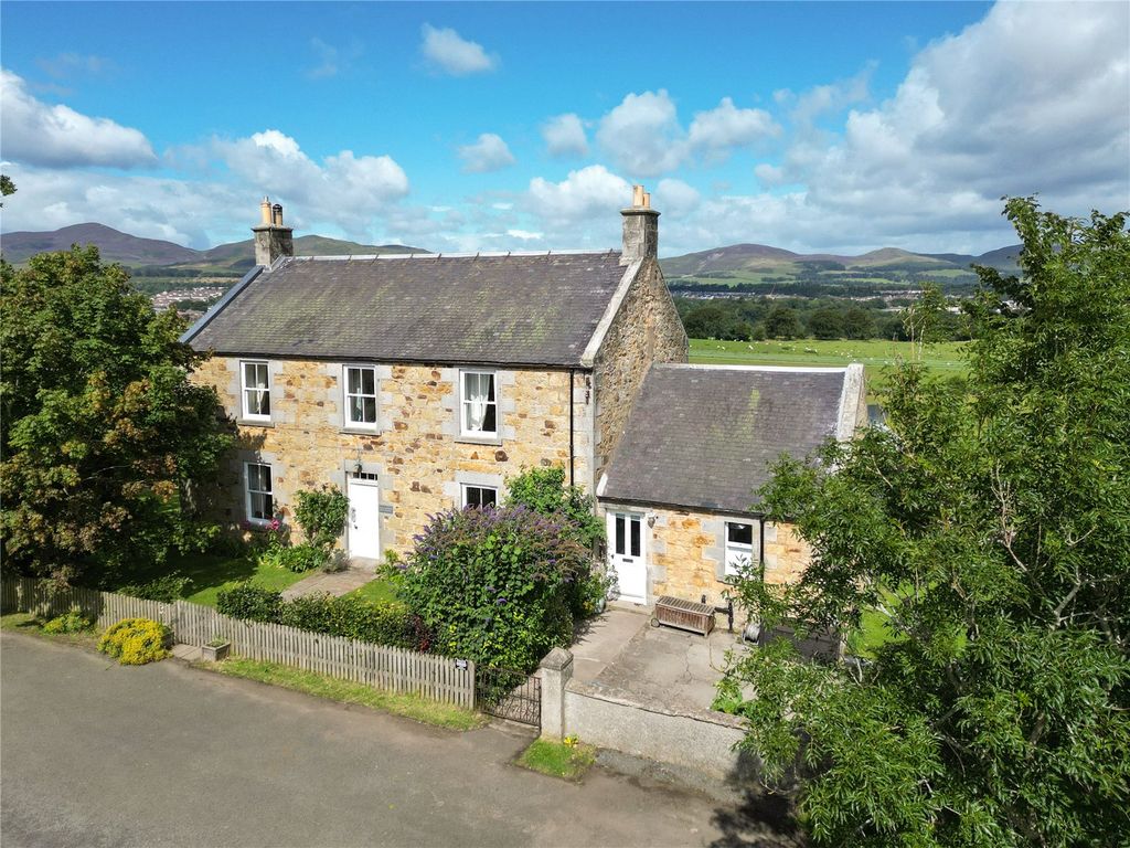 Property photo 1 of 22 Auchendinny Mains Fh
