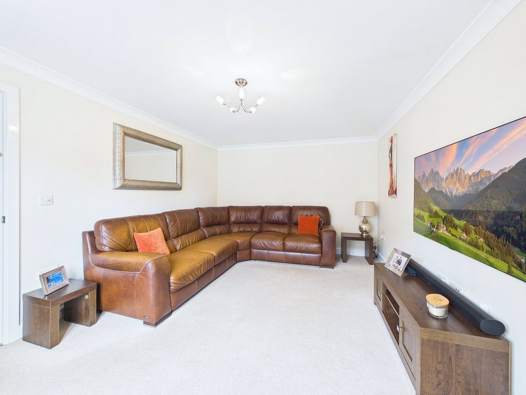 Property photo 3 of 26