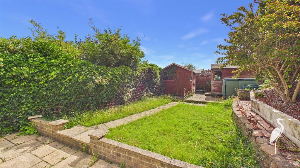 Property photo 2 of 24 Outside