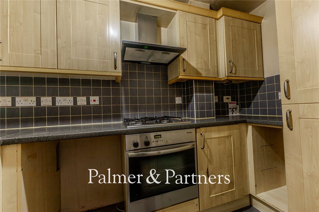 Property photo 3 of 11 Picture No. 22