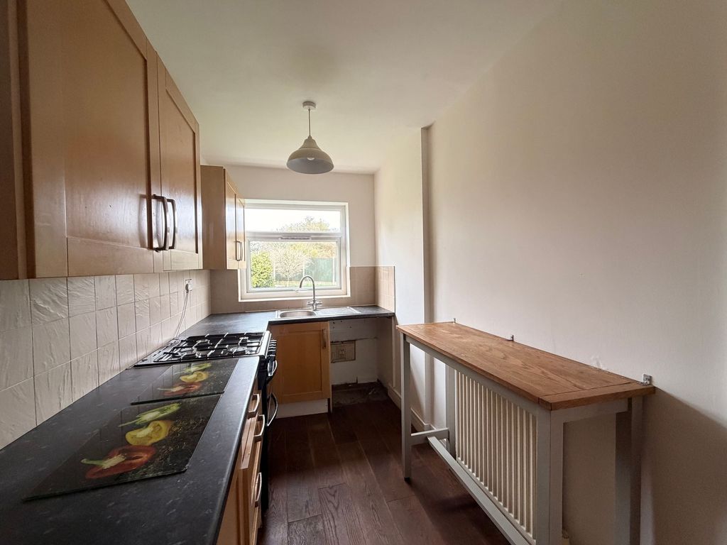 Property photo 2 of 24