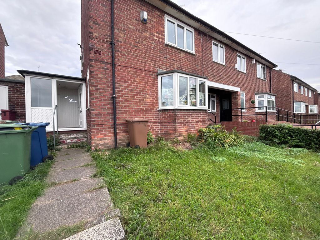 Property photo 1 of 2
