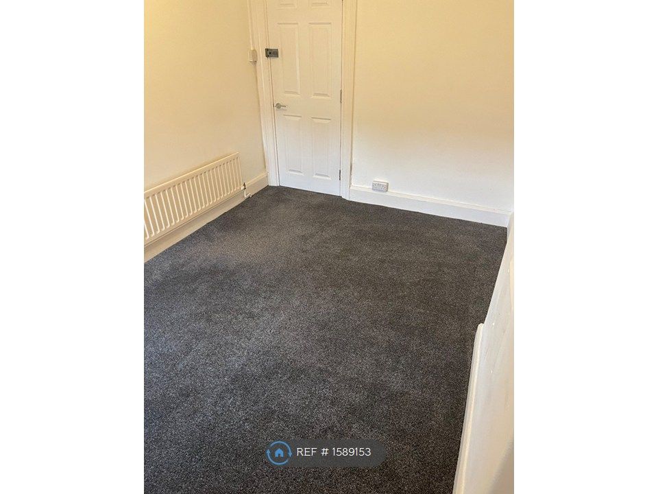 Property photo 1 of 2