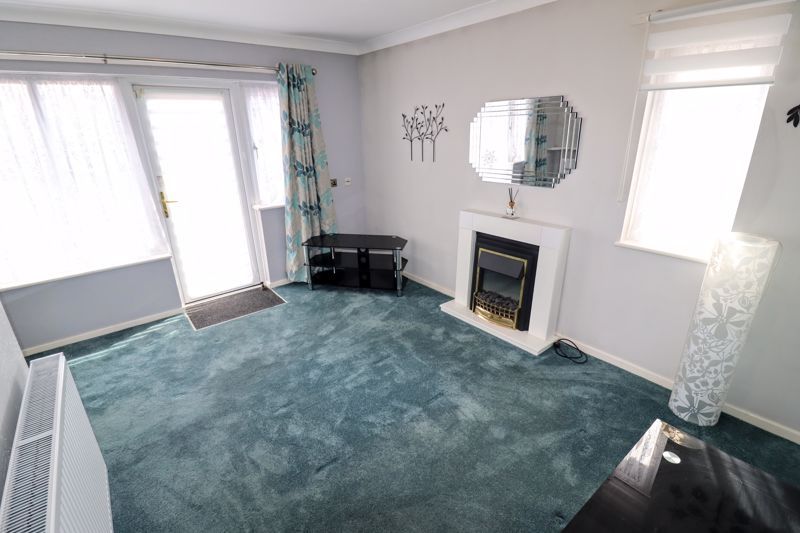 Property photo 2 of 13 Lounge