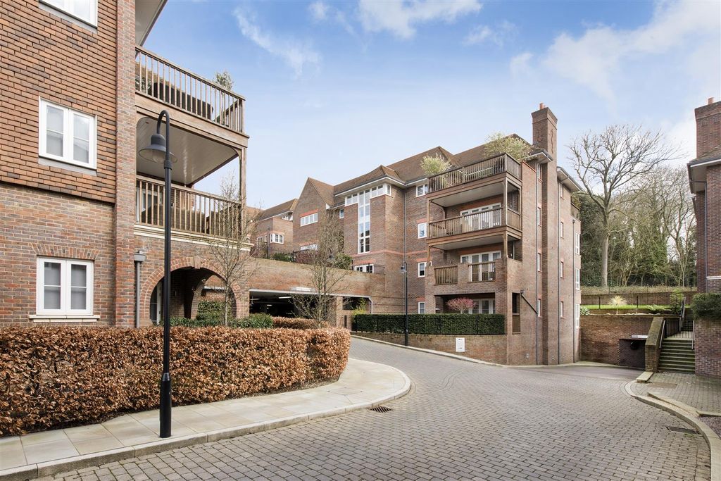 Property photo 2 of 6 P (2).Jpg