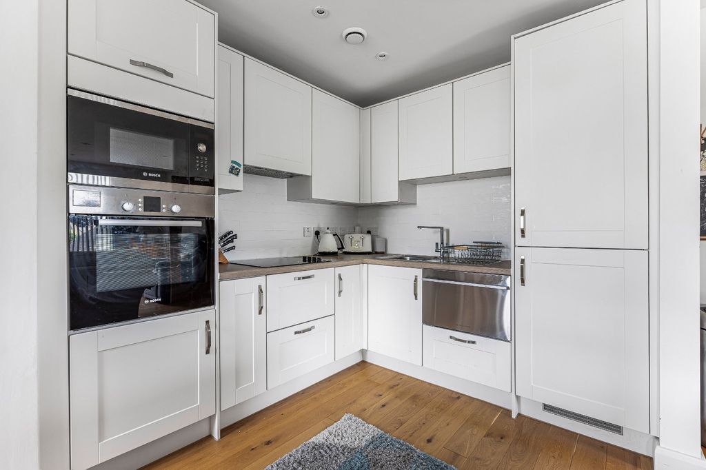 Additional image 8 of 2 bed flat to rentCirencester Road, Tetbury, Gloucestershire GL8