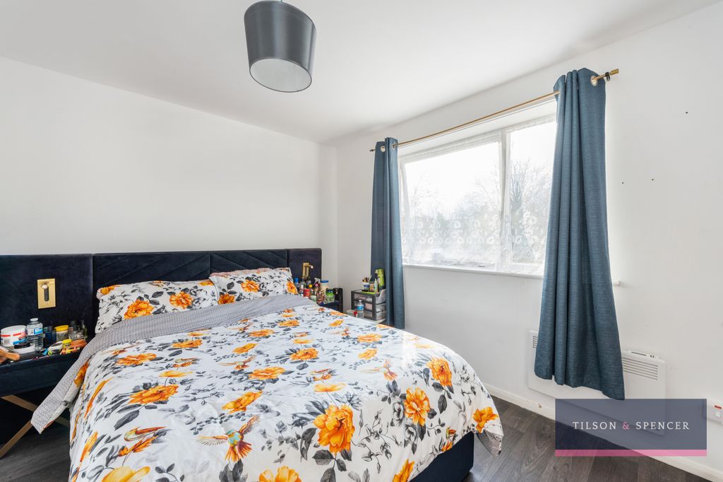 Property photo 3 of 12 200220265_Tils_Flat 39 Willoughby Mews 38 Willough