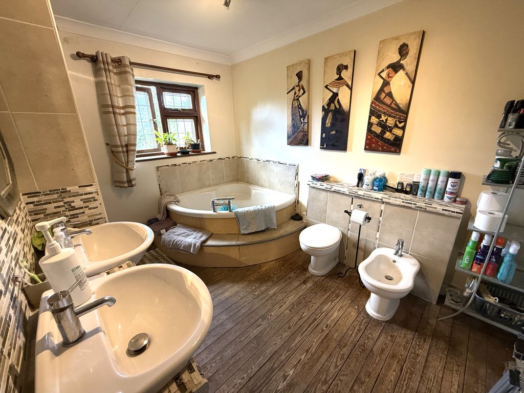 Additional image 21 of 6 bed detached house for saleBenellen Road, Bournemouth BH4