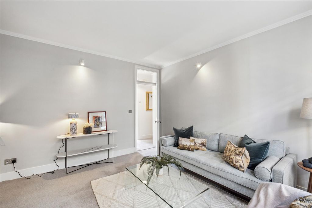 Property photo 3 of 14 3.Jpg