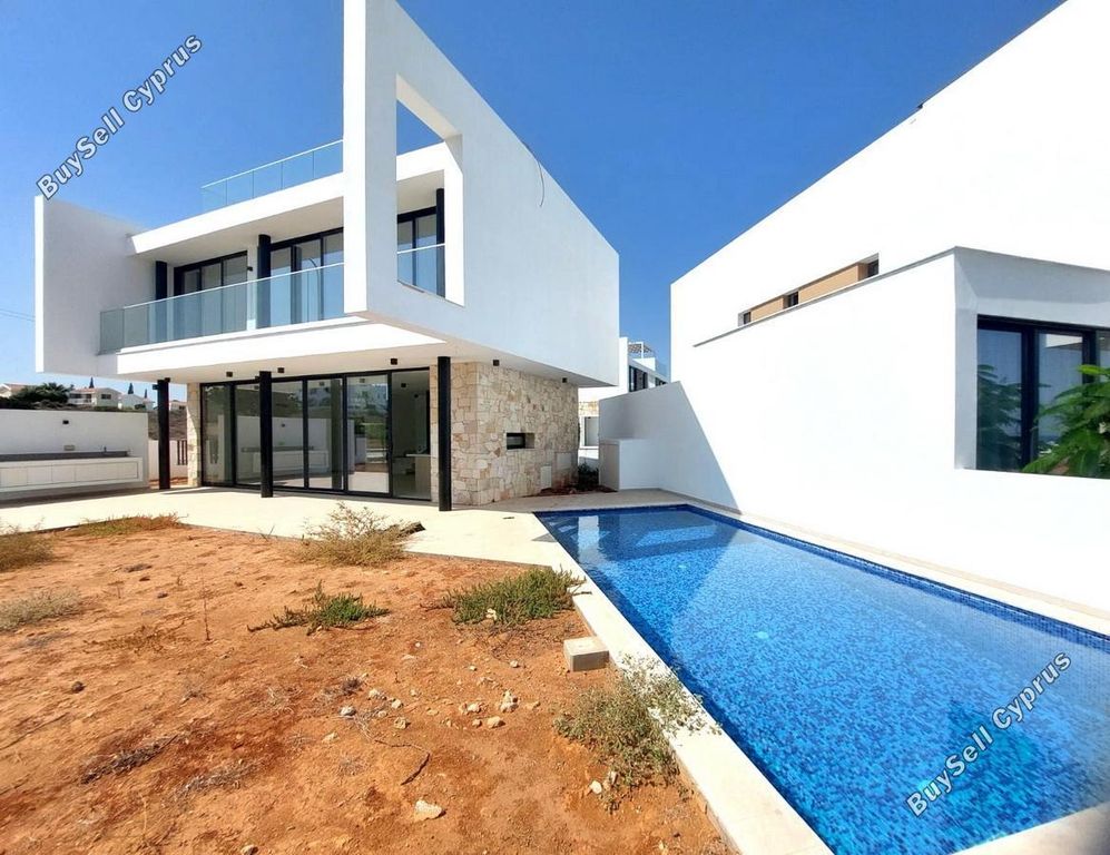 Property photo 1 of 31