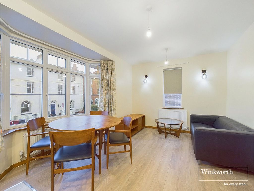 Property photo 3 of 11 Picture No. 08