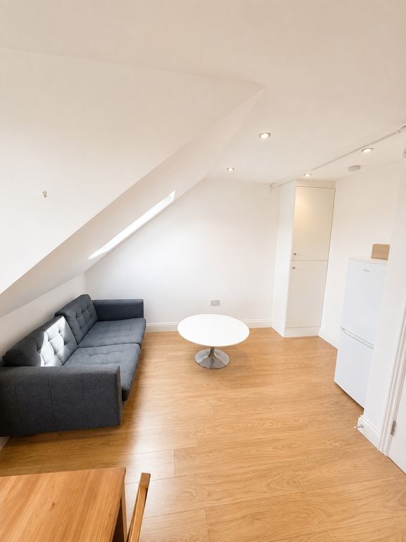 Property photo 2 of 13 Gallery