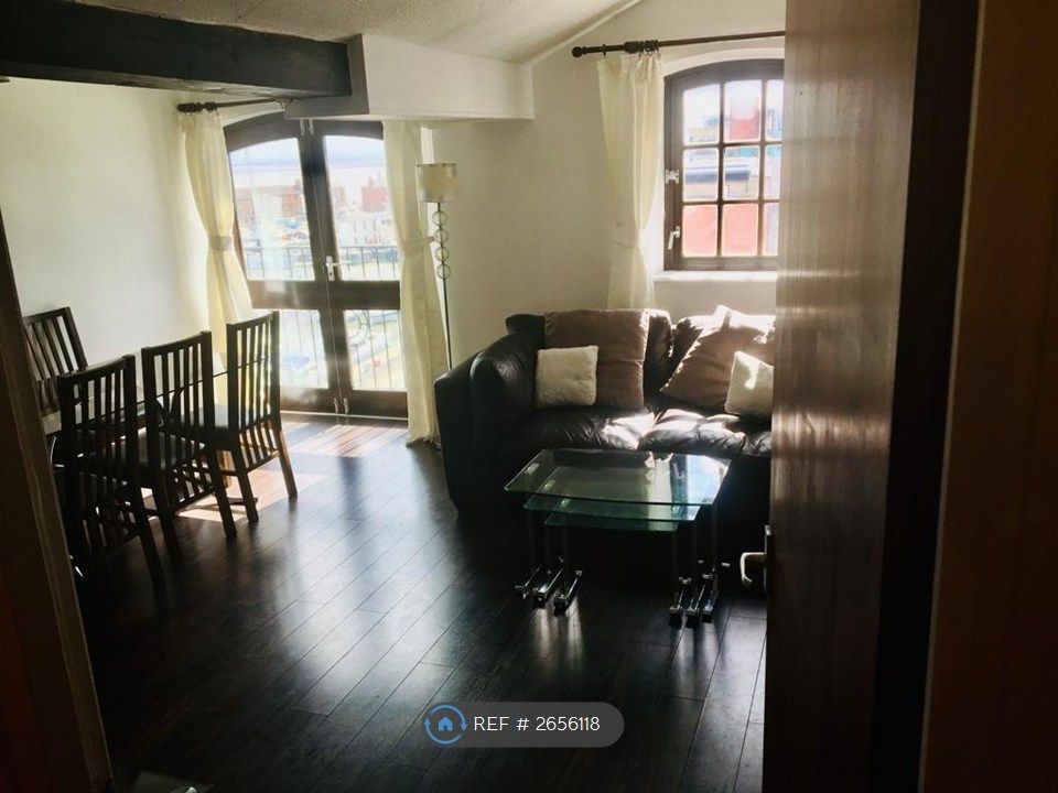 Property photo 3 of 14