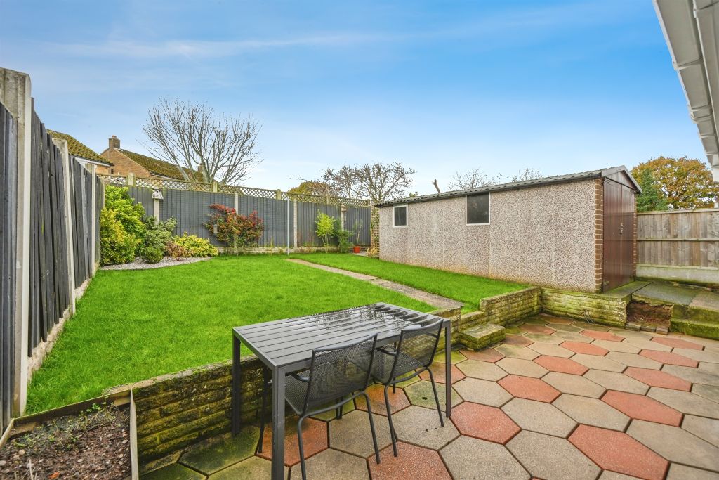 Property photo 3 of 17 External