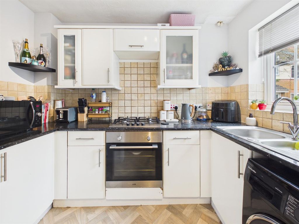 Property photo 3 of 10