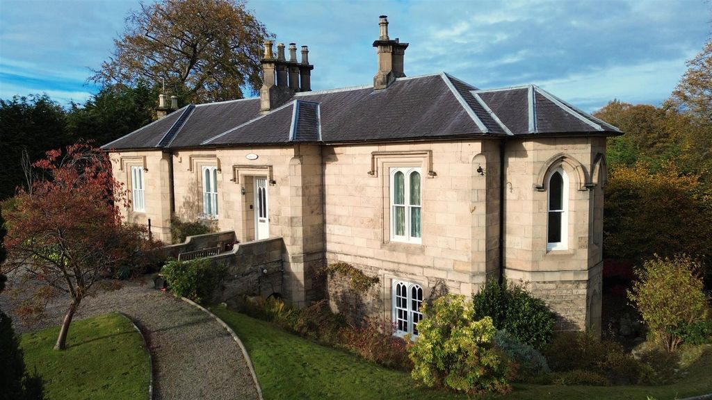 Property photo 1 of 37 Ingleside