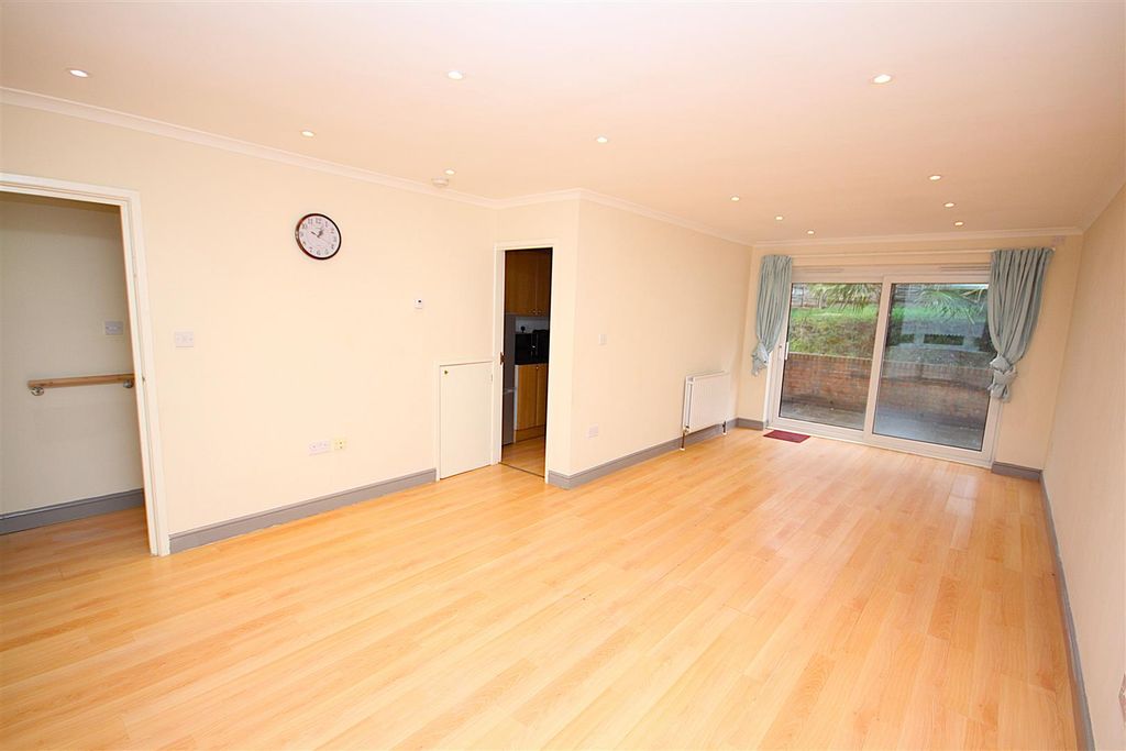 Property photo 2 of 11 Img_1149.Jpg