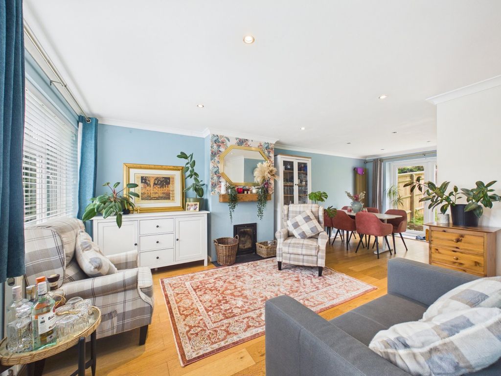 Property photo 2 of 15 Living Room