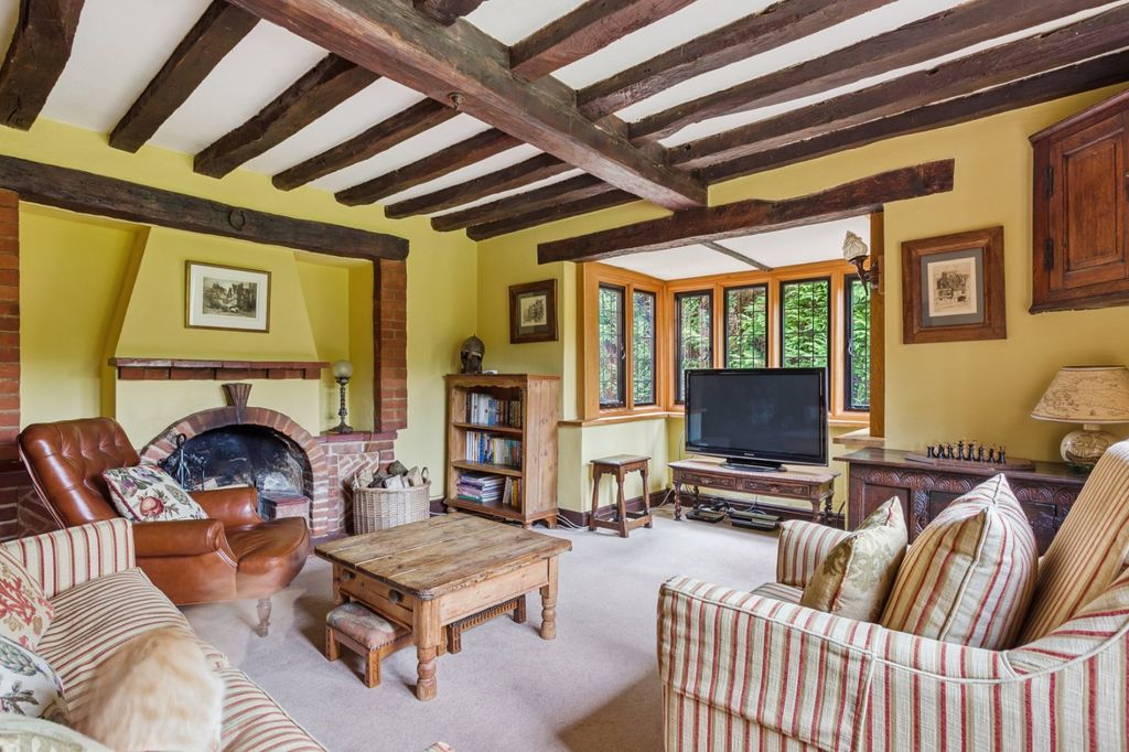 Property photo 3 of 26 Living Room