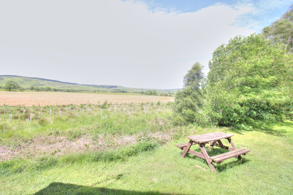 Property photo 1 of 23 Img_9143_4_5