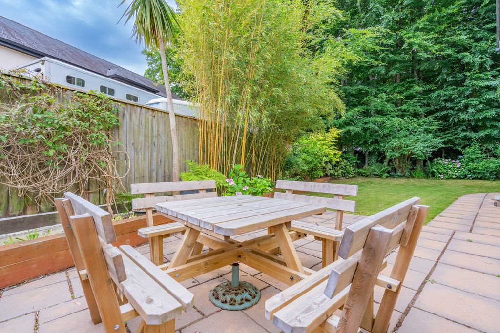 Property photo 3 of 14