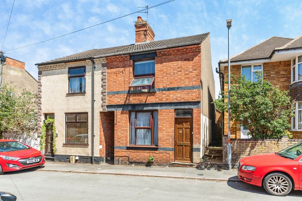 Property photo 1 of 17