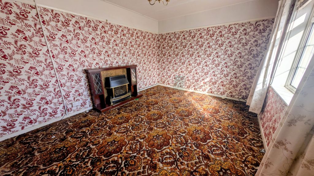 Property photo 2 of 9 Gallery