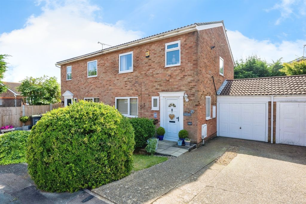 Property photo 1 of 17