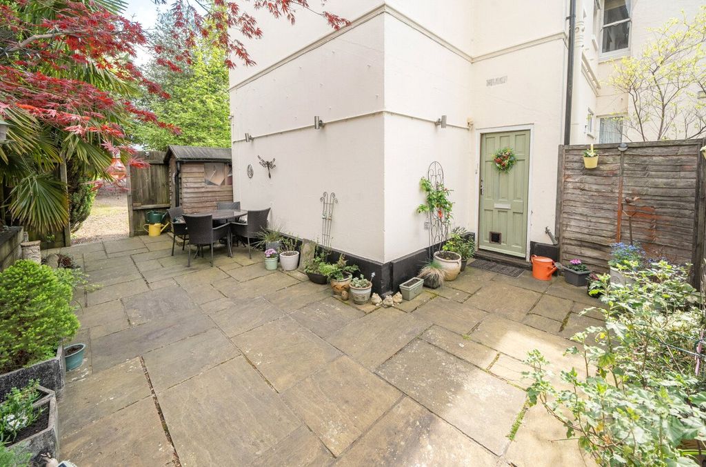 Additional image 14 of 1 bed flat for saleLondon Road, Hill Brow, Liss, Hampshire GU33