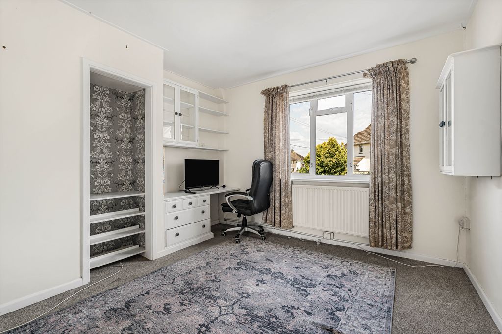 Property photo 2 of 25 8_88005