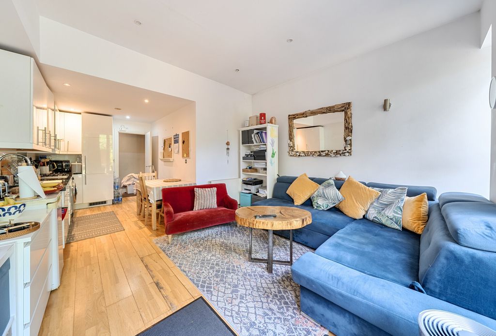 Property photo 3 of 11 1469846-7-6A1Db6c...