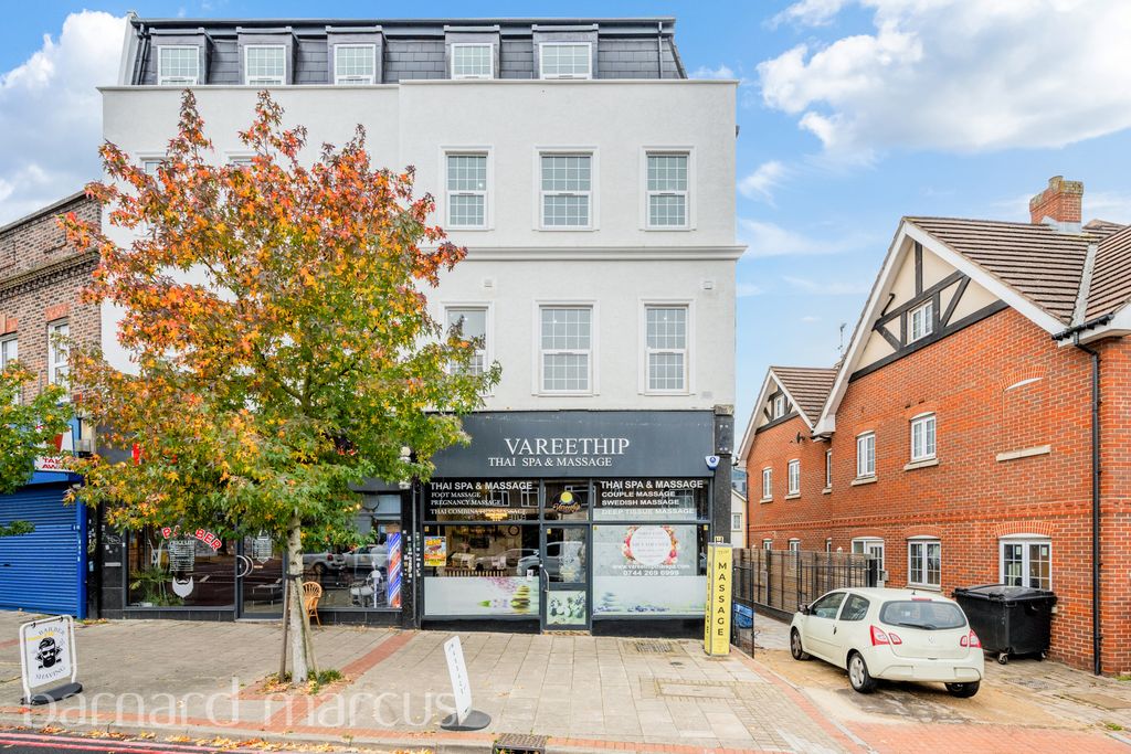 Property photo 1 of 8 Front