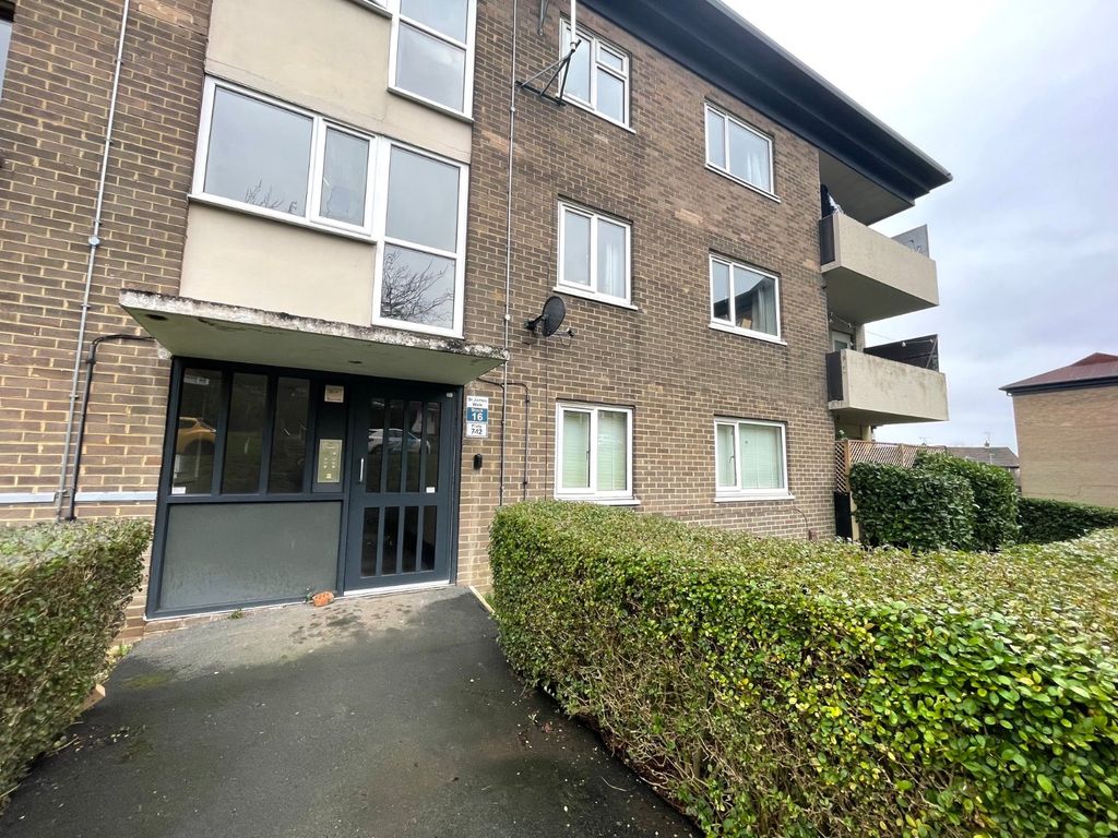 Property photo 1 of 23 Picture No. 13