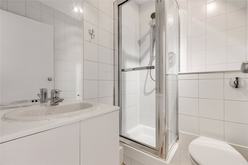 Property photo 3 of 7 Picture No. 06