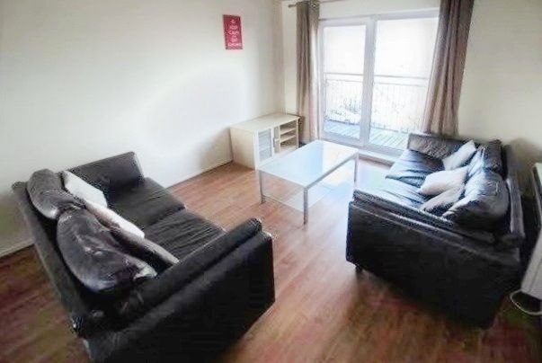 Property photo 2 of 12 3