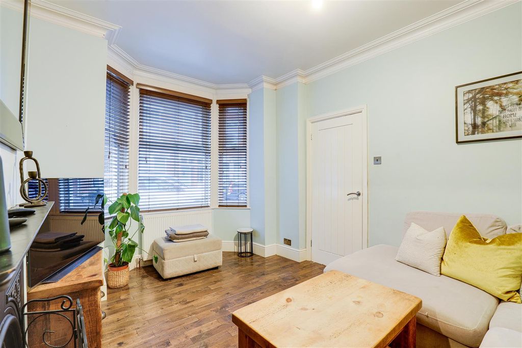 Property photo 2 of 20 Img_7369-Img_7373.Jpg