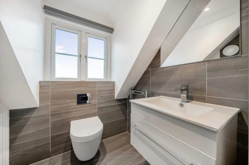 Additional image 7 of 2 bed flat for saleBell Lane, Brookmans Park AL9