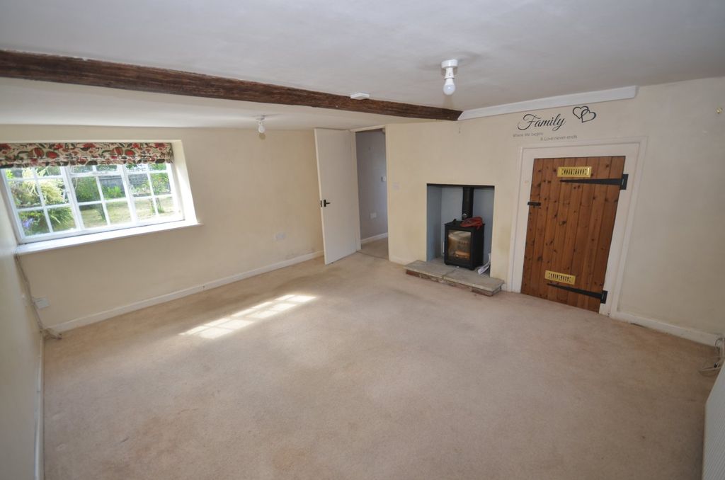 Property photo 3 of 9 Picture No. 10
